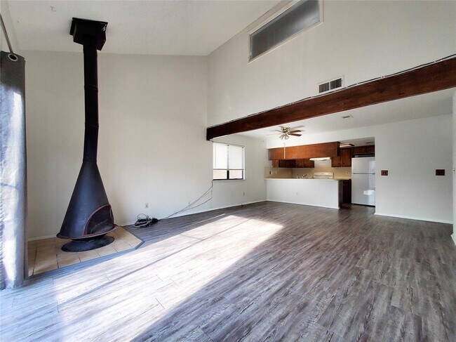 Building Photo - 3568 Ranch Rd 2222