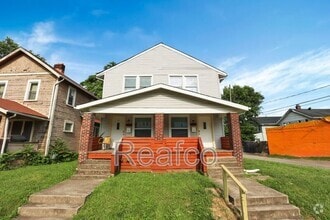 Building Photo - 448 N Champion Ave
