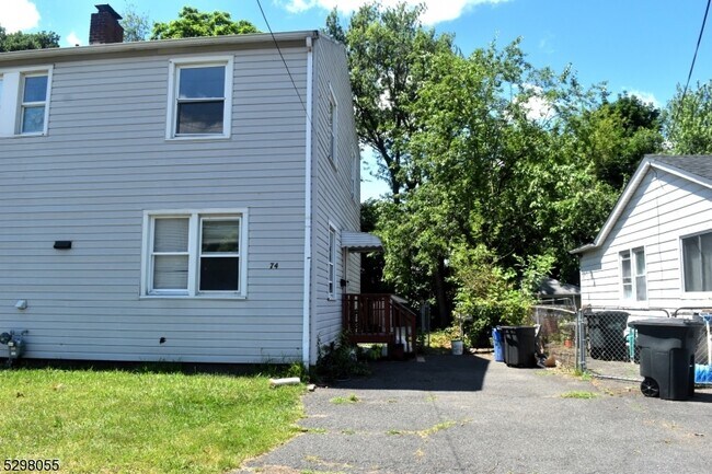 Building Photo - 74 Caruth Ave