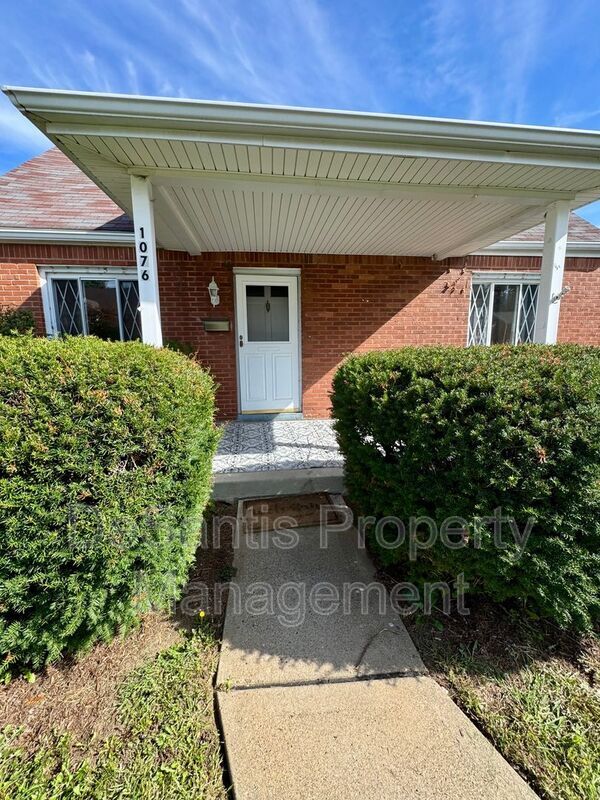 Foto del edificio - 1076 Thornwood Dr