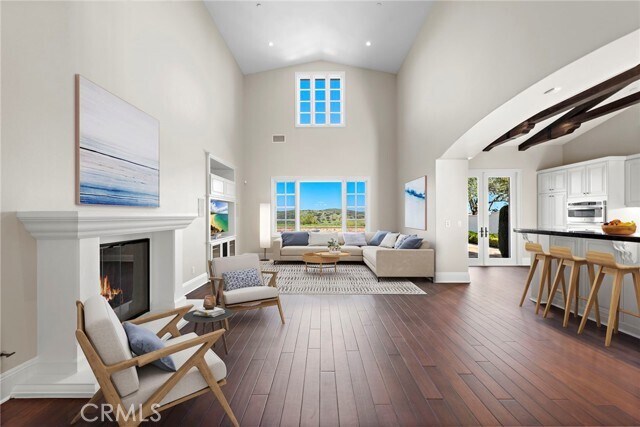 Building Photo - 4 Coral Cay