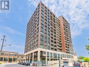 Building Photo - 181-1181 Sterling Rd