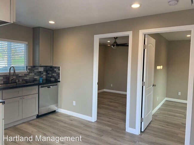 Building Photo - 1 br, 1 bath House - 13202 Wentworth St