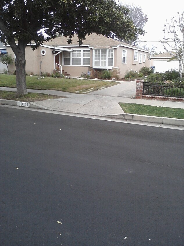 4734 ALLOTT AVE, SHERMAN OAKS - 4734 Allott Ave
