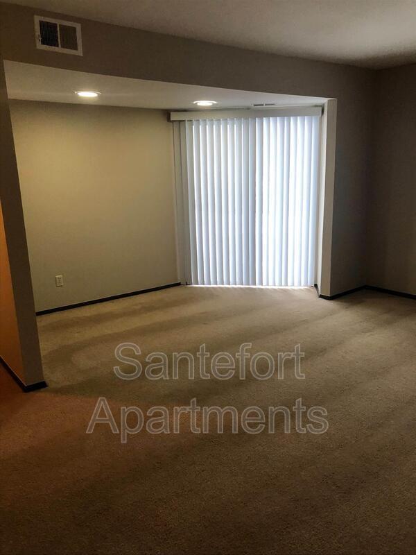 Building Photo - 5801 Haymeadow Ln