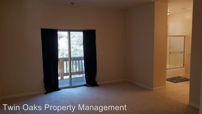 Building Photo - 3 br, 3 bath House - 2100 Woodland Drive