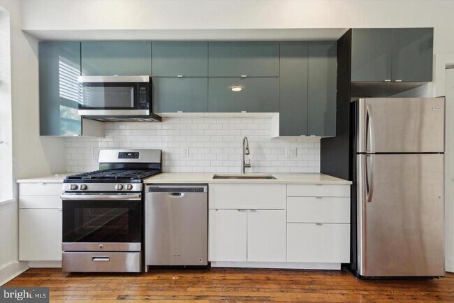 Foto del edificio - 4815 Chester Ave