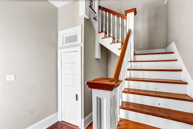 Foto del edificio - 5024 Magazine St