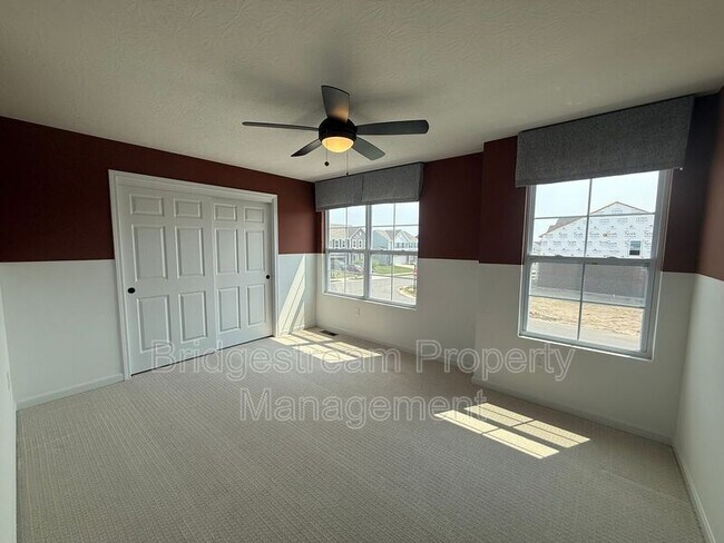 Foto del edificio - 3032 Wellington Ln