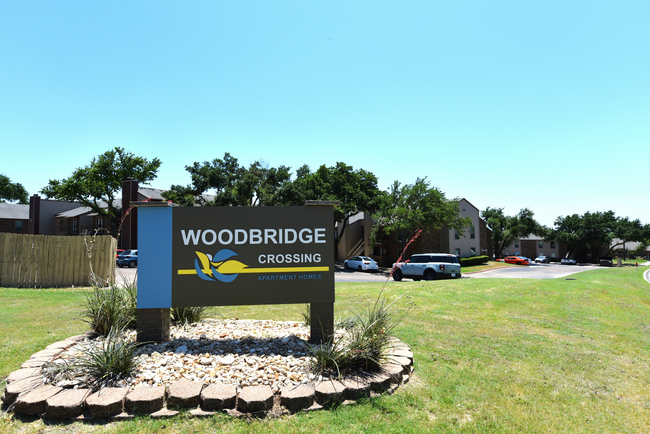 Foto del edificio - Woodbridge Crossing Apartments