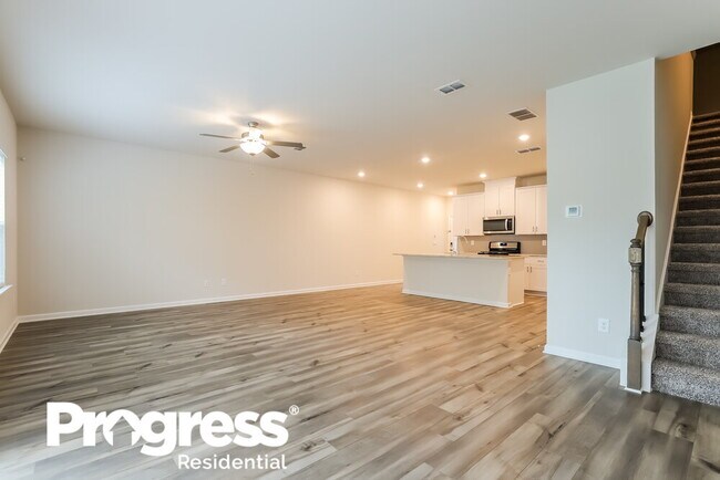 Building Photo - 1672 Villageside Ct