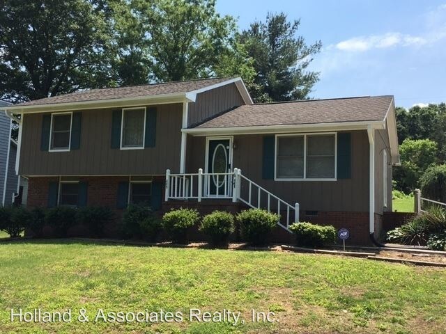 Primary Photo - 3 br, 2 bath House - 412 Wedgewood Court