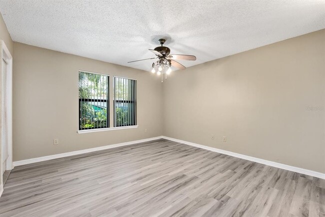 Building Photo - 4057 Crockers Lake Blvd