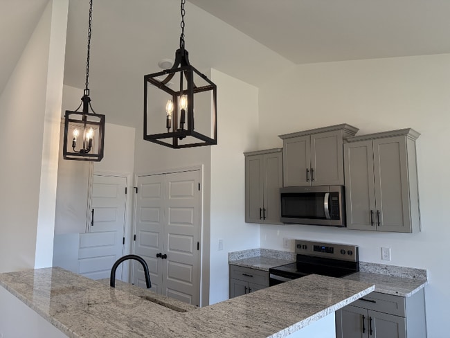 Building Photo - 1065 Javier Dr