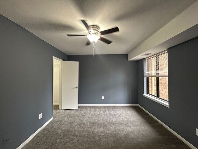 Building Photo - 1 Bedroom Condo, Columbia MD