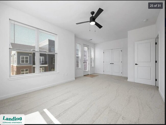 Foto del edificio - 650 N Main St