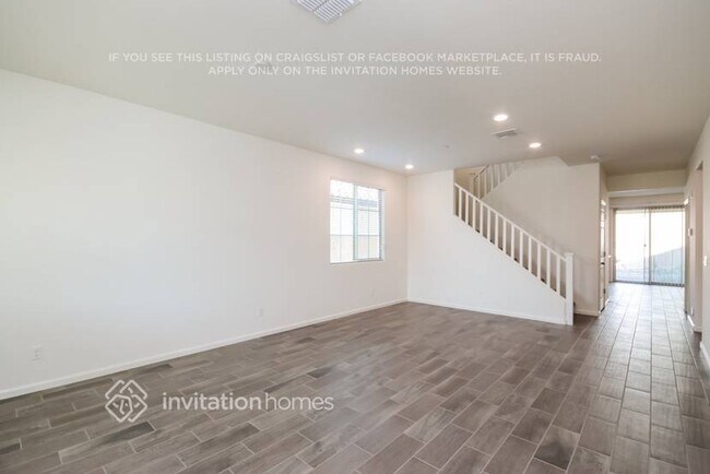 Foto del edificio - 1738 W Lacewood Pl
