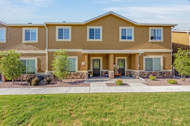 Building Photo - 7684 Sand Lake Hts