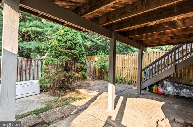 Foto del edificio - 9620 Hillock Ct