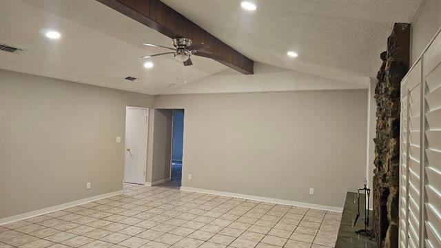 Foto del edificio - 5660 Conlin Dr