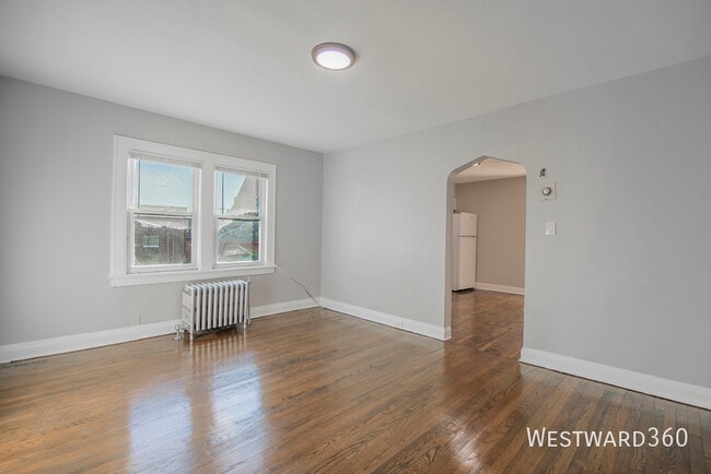 Building Photo - 4011 Elm St