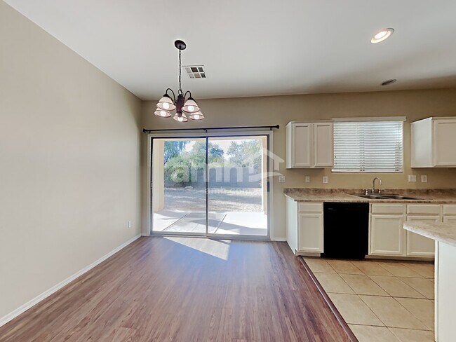 Building Photo - 9805 W Horse Thief Pass