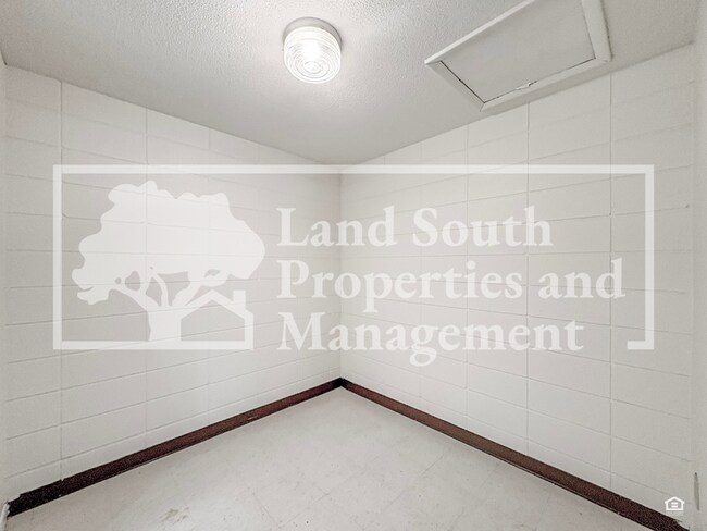 Foto del edificio - 725 E Lime St