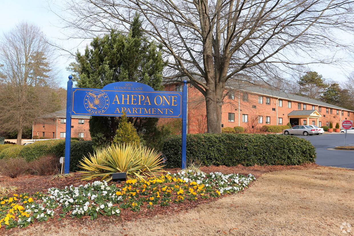 Primary Photo - Ahepa One Apartments
