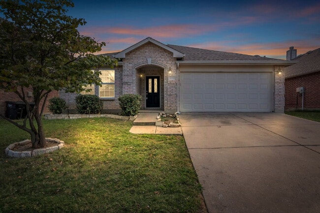 Building Photo - "Spacious 4-Bedroom Home – 2,085 Sq Ft For...