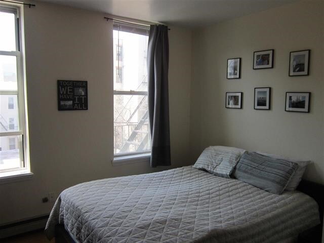 Foto del edificio - 328 Madison St