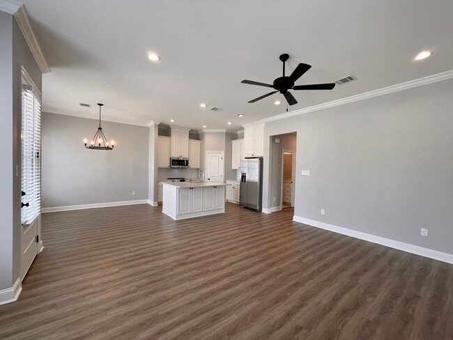 Building Photo - $1000 off 1st month! Beautiful new constru...