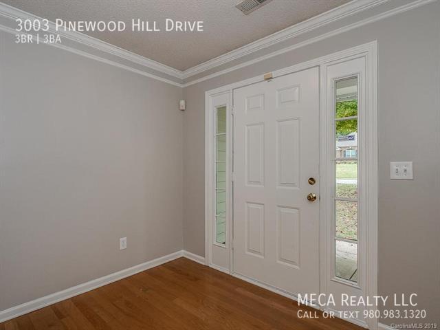 Building Photo - 3003 Pinewood Hill Drive