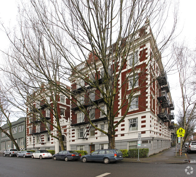 Primary Photo - Tudor Arms Apartments