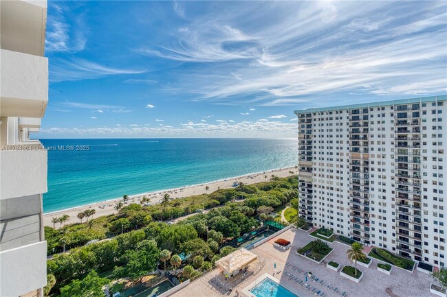 Foto del edificio - 1201 S Ocean Dr