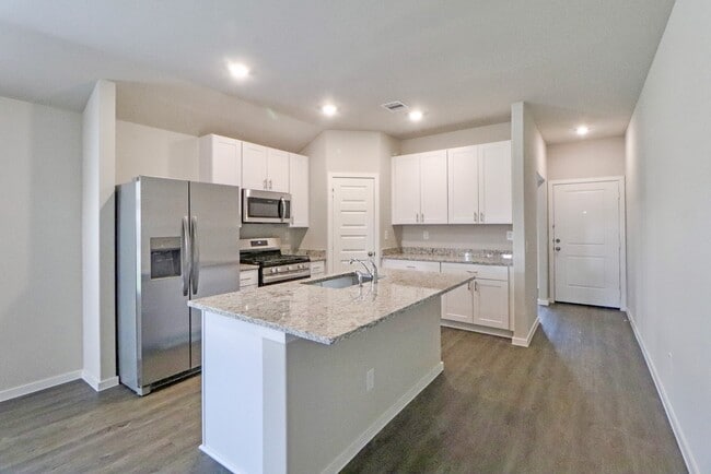 Building Photo - 17327 Ridge Dr