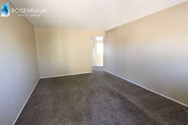 Building Photo - 1756 E 6th Ave