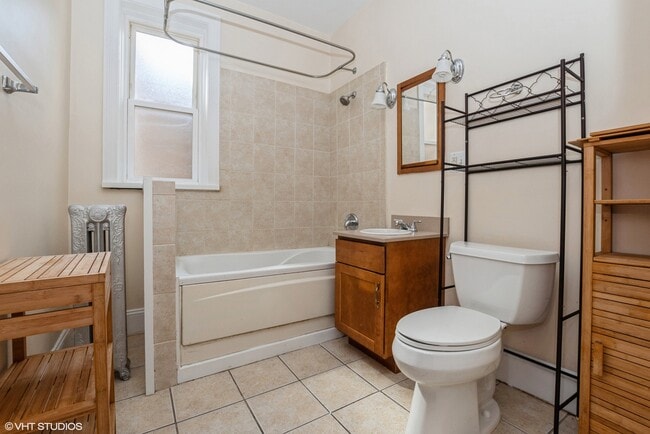 Building Photo - 4732 S St Lawrence Ave