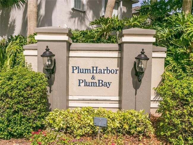 Foto del edificio - 6006 Plum Isle Way