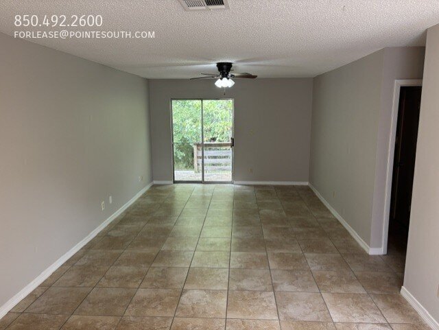 Foto del edificio - 6387 Schoel Ln