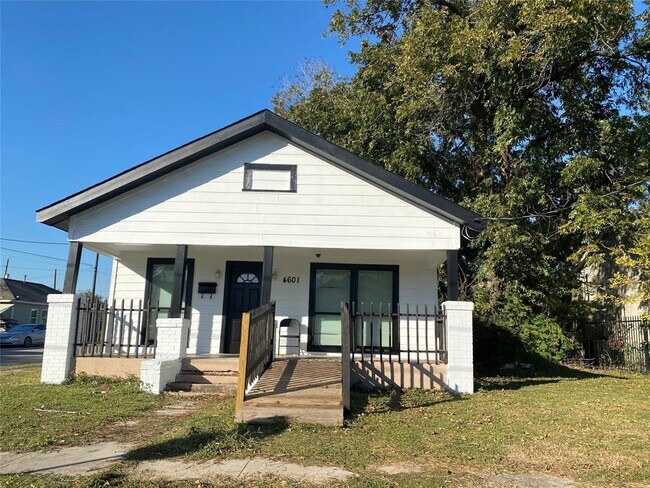 Building Photo - 4601 New Orleans St