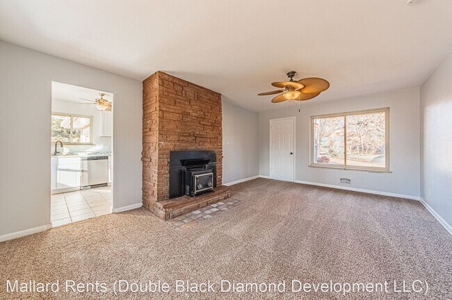 Foto del edificio - 3 br, 1.5 bath House - 5810 S Greenwood St,