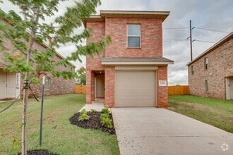 Building Photo - 2204 Wolford Ct