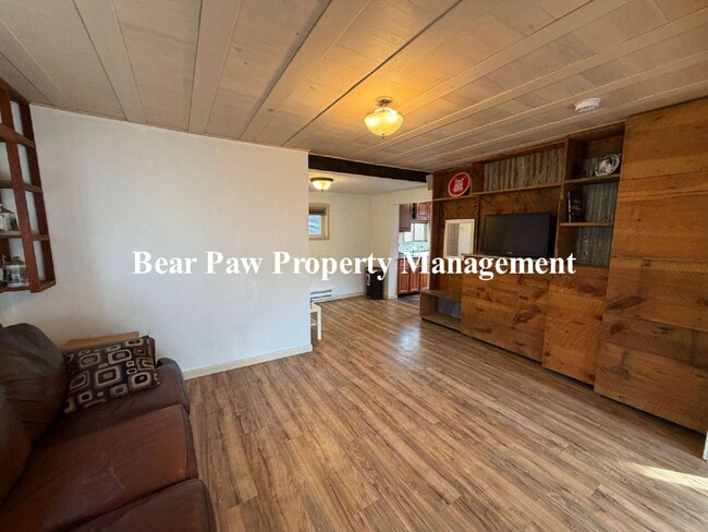 Building Photo - "Charming 2-Bedroom in Idledale!"