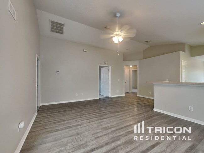 Foto del edificio - 7526 Oxford Garden Circle Apollo Beach FL