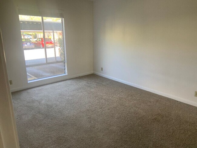 Master Bedroom - 1598 Sunnyvale Ave