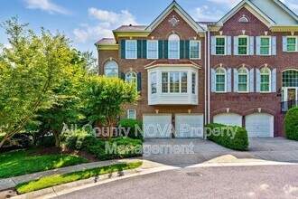 Building Photo - 10200 Addison Ct