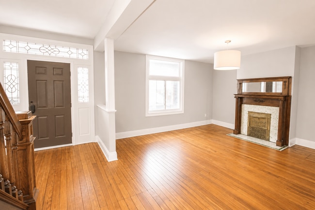 Building Photo - 1723 Realty Ave