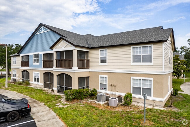 1002 Bristol Lake Rd, Mount Dora, FL 32757 - Bristol Lakes Apartments