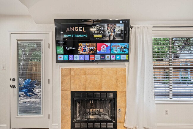 Foto del edificio - 7108 Dallas Dr