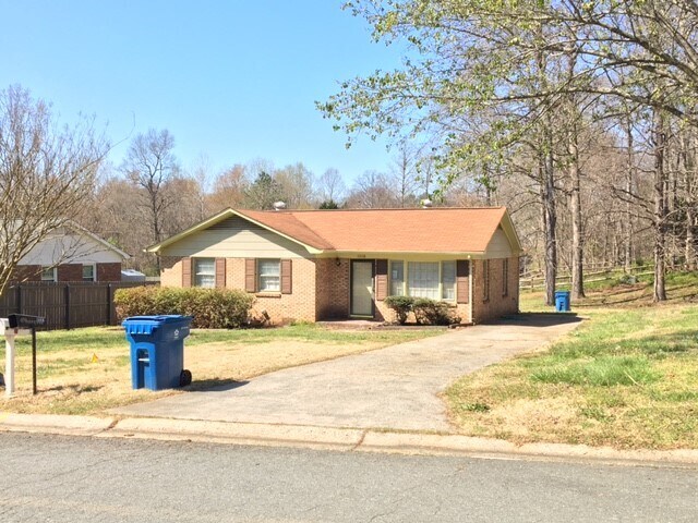 Primary Photo - 10012 Arbor Dale Ave
